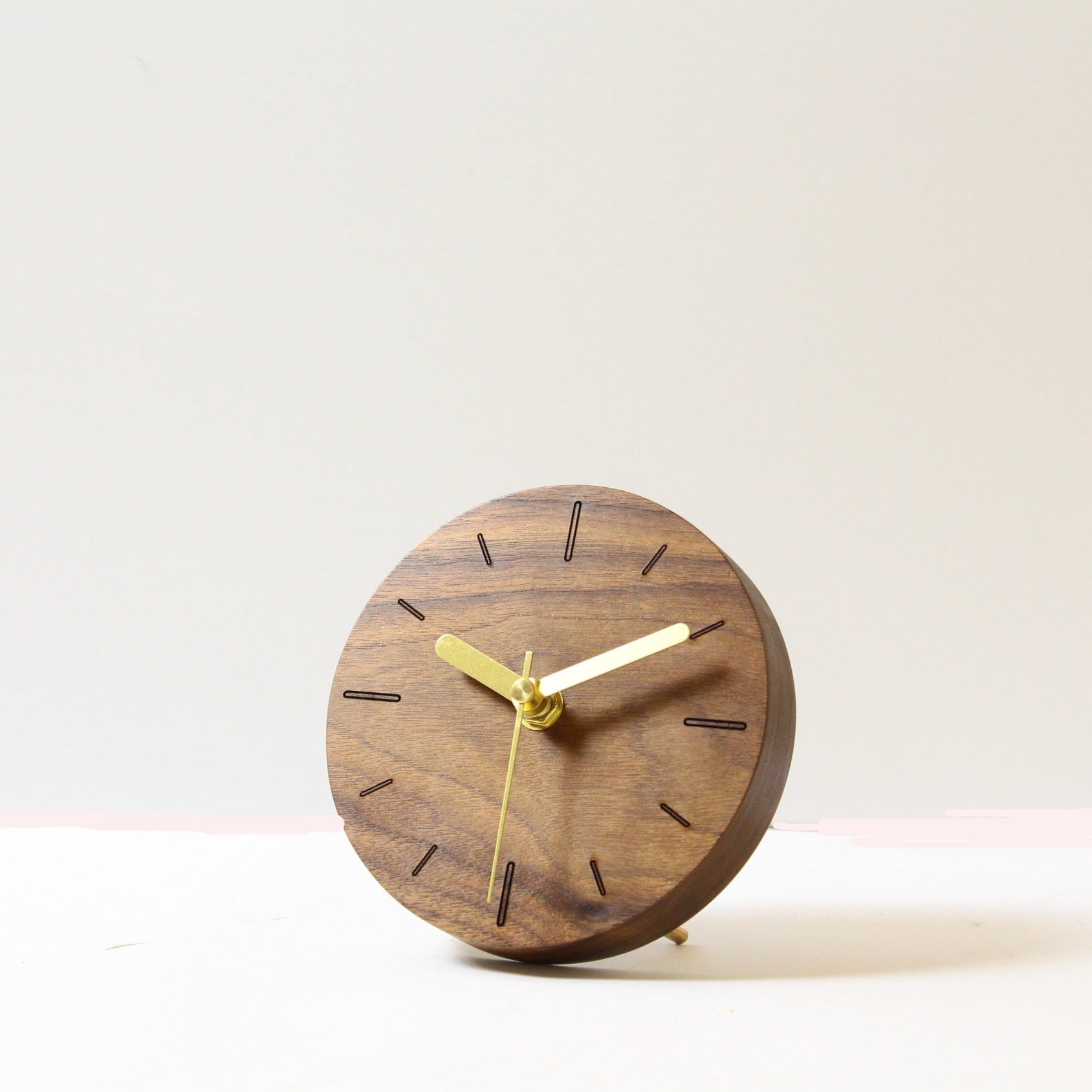 木製 置き時計 ウォールナット アナログ時計 / Forest ゴールド / て